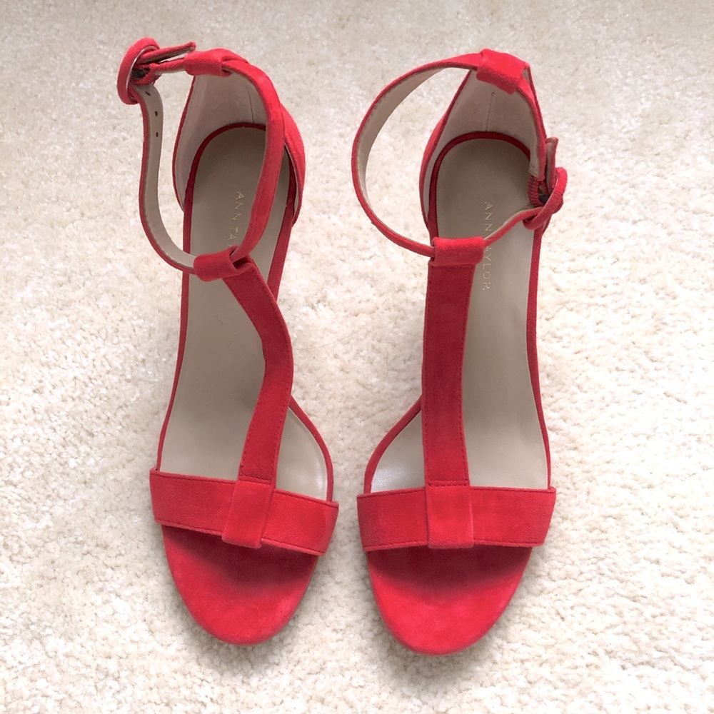 🆕✨ size 6 1/2 M Ann Taylor ankle strap heels in bright red